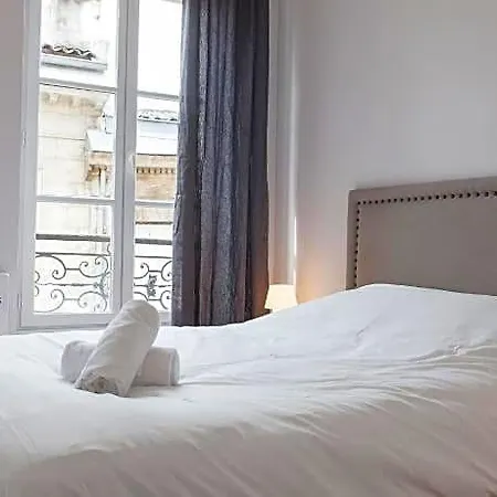 Rouge Beautiful Hotel 3*